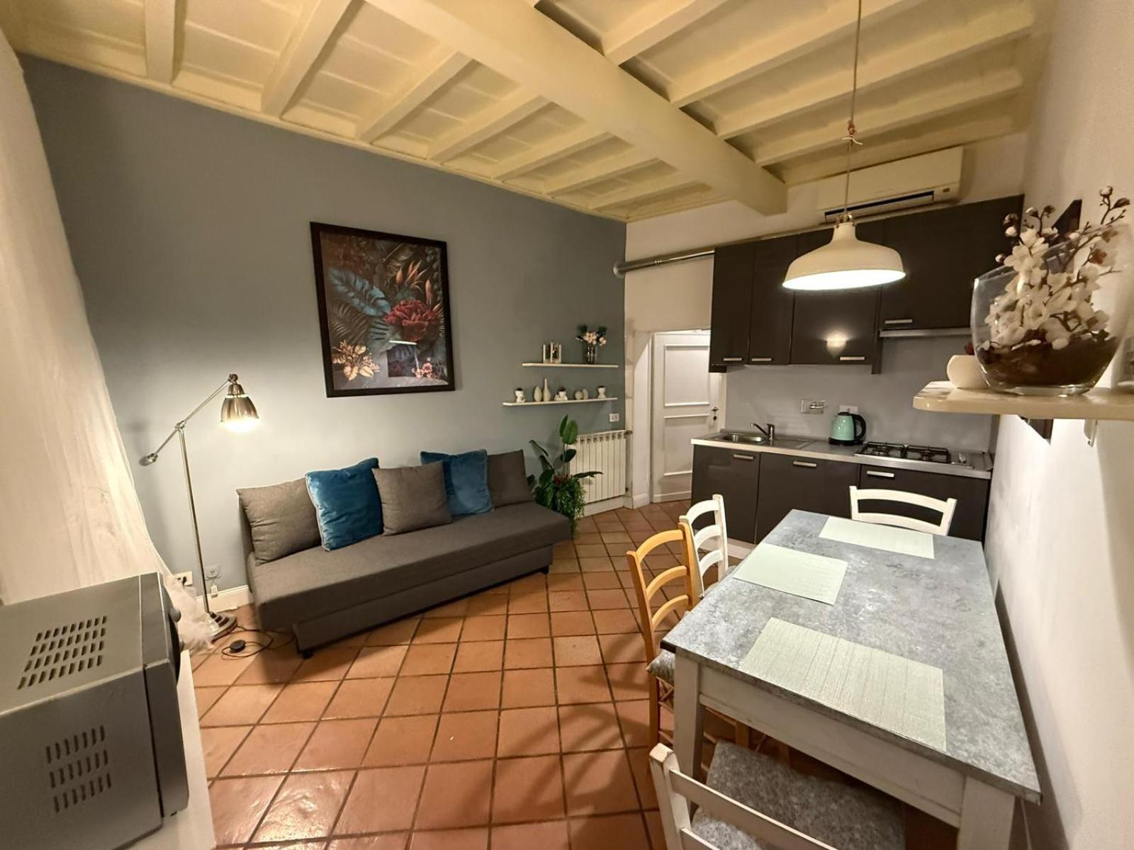 Trastevere Rome's Heart Charming 8 Apartment Rom
